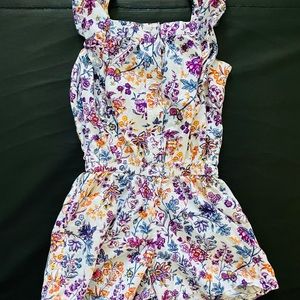 Adorable floral kids romper from Gap! Excellent condition.